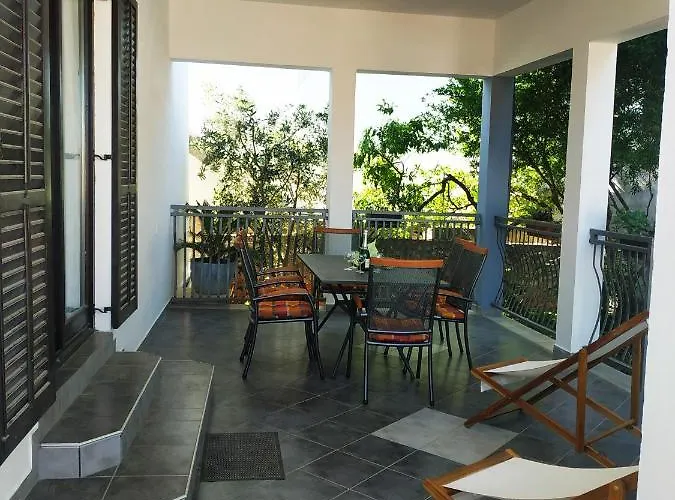 Appartement Lavanda Nova *